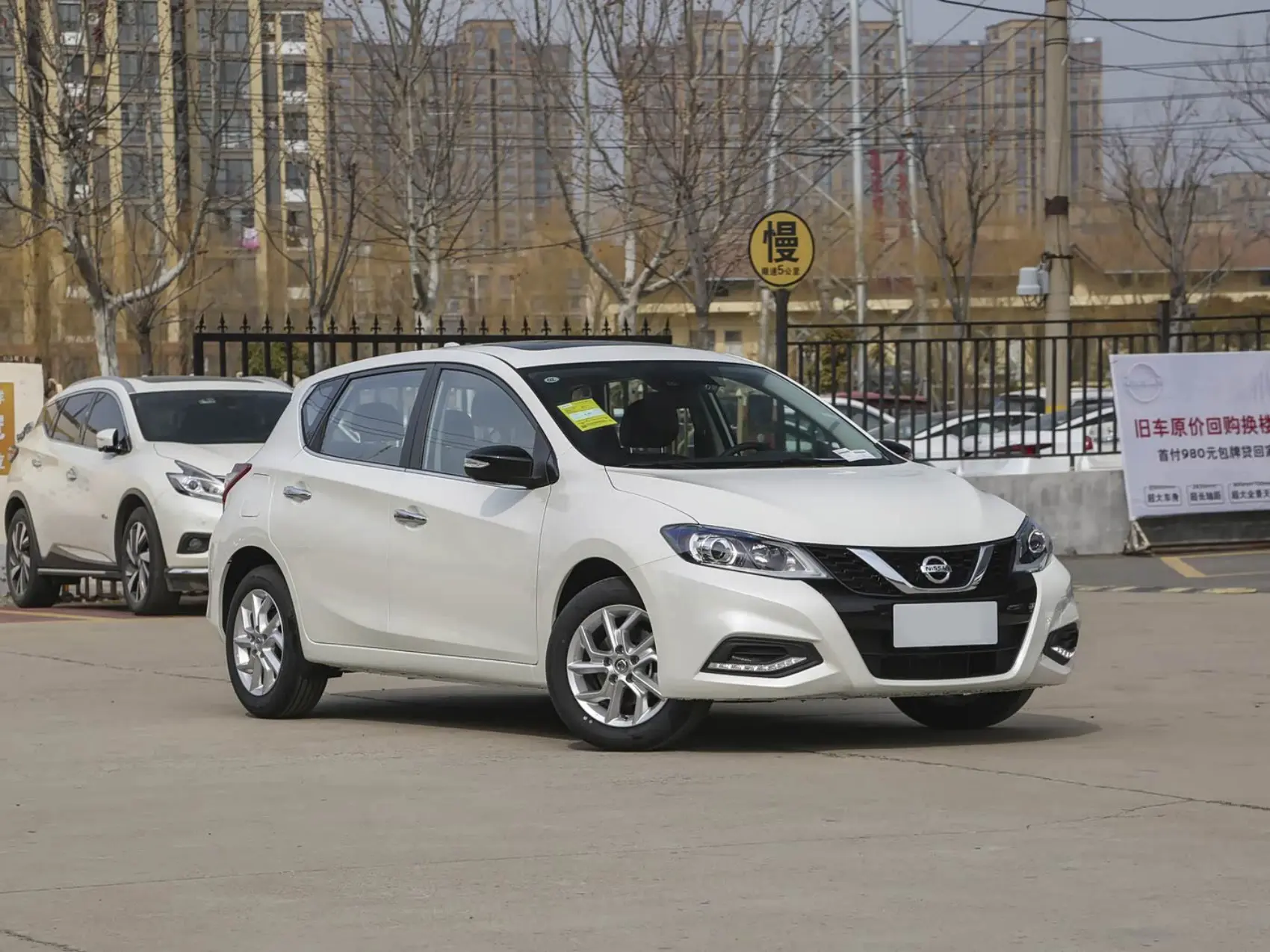 2023 2024 Nissan Tiida 1.6L CVT New and Used Cars Pre-owned Sedan Petrol Cars Made in China