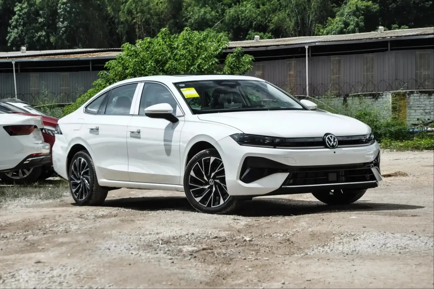 2025 2026 Volkswagen Sagitar New Cars 4-Door 5-Seats Gasoline Vehicle Petrol Car Sedan