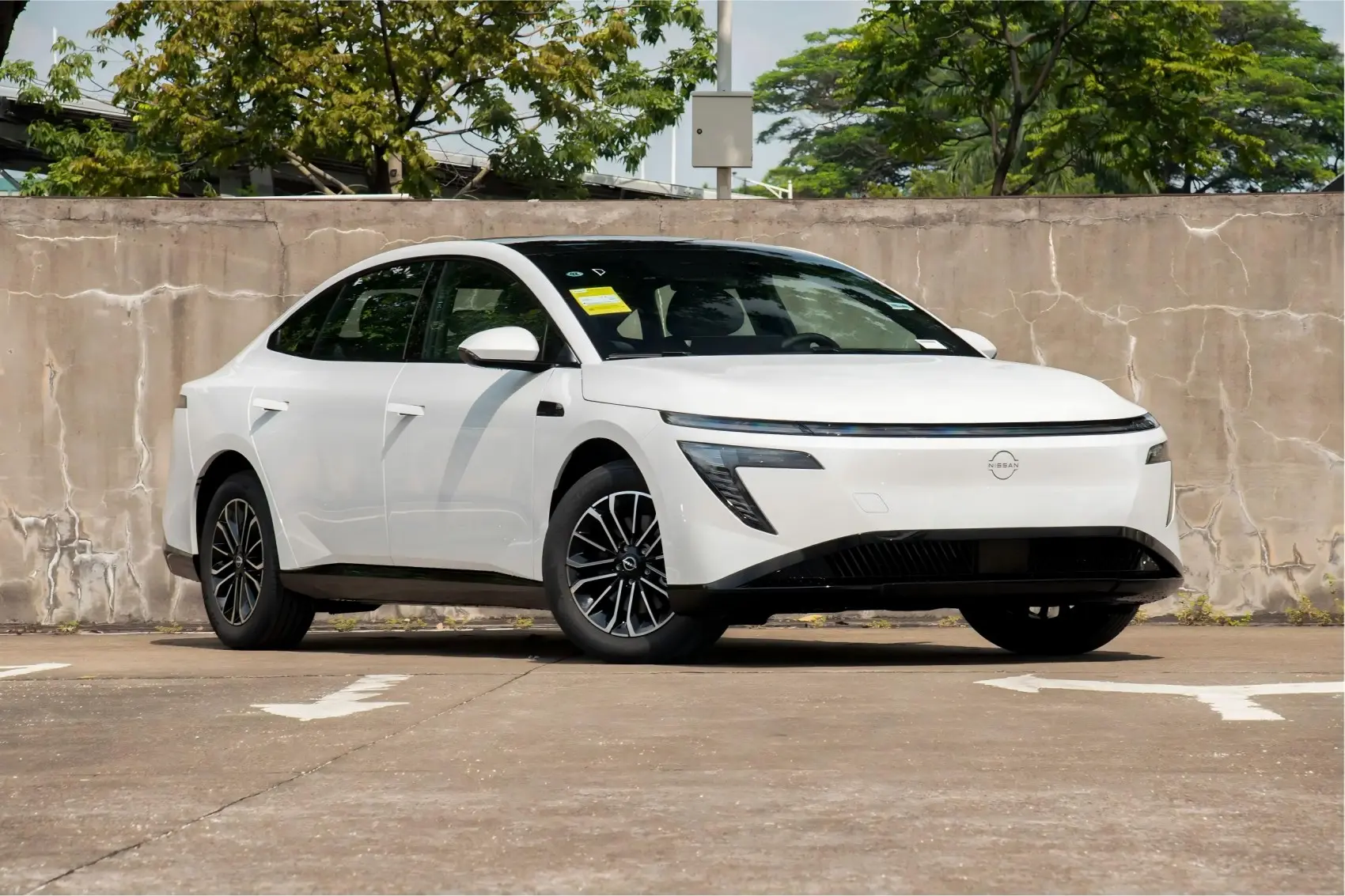 2025 Nissan N7 New Cars Electric Vehicle-501-600 km Range 200-250kW Motor 50-70kWh Battery