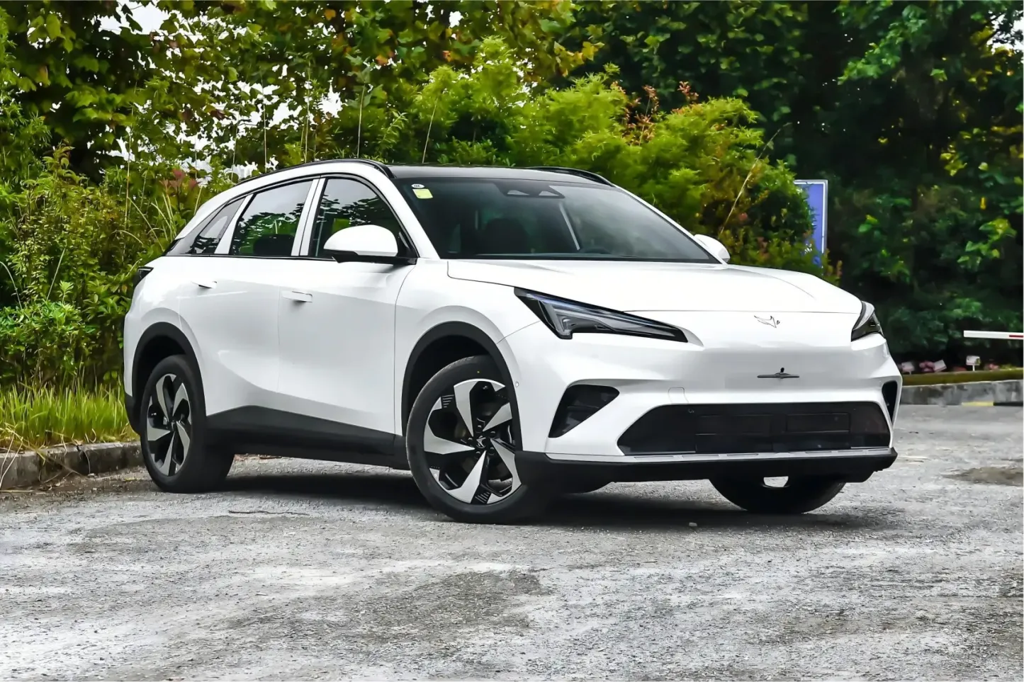 2026 Arcfox Alpha T5 New Cars Pure Electric/Range Extender New Energy Electric Vehicles