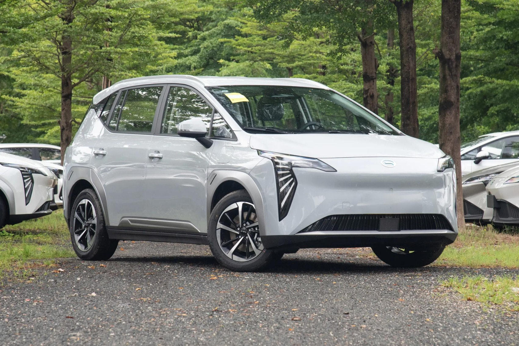 2024 2025 AION Y New and Used Cars Pure Electric 430-610km New Energy Vehicles