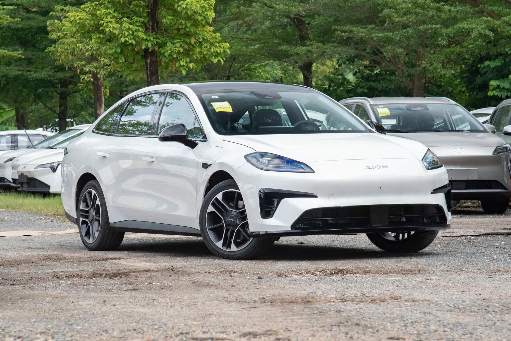 2025 2026 AION RT New Cars EV Pure Electric 5 seaters Compact Sedan New Energy Vehicle