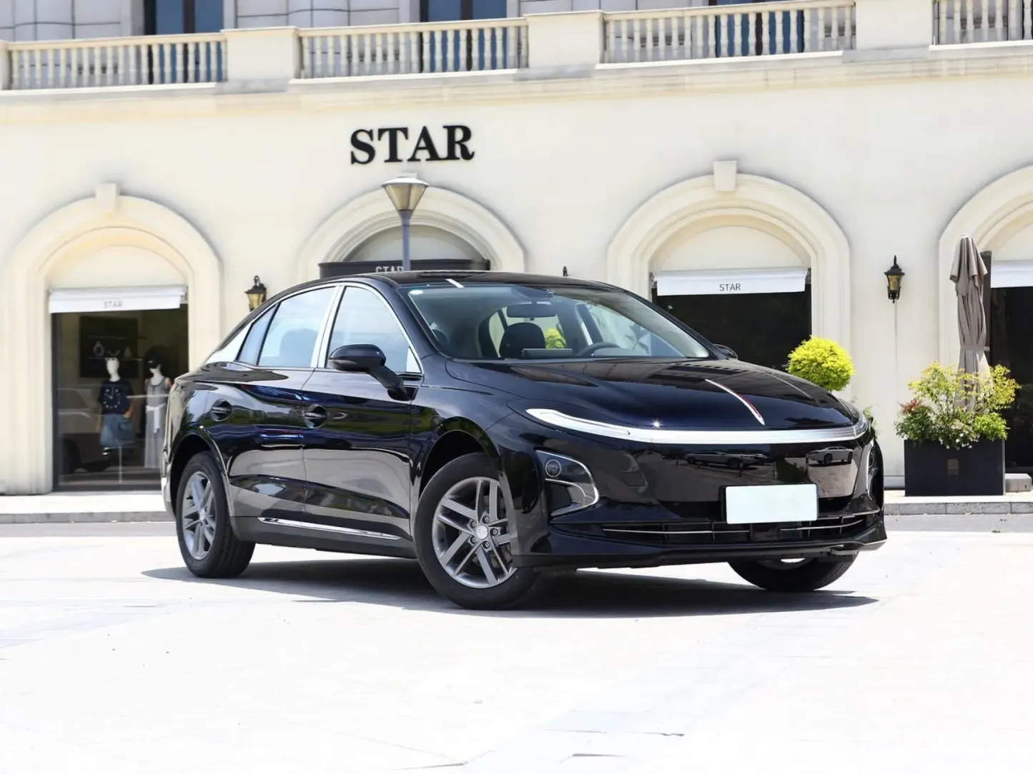 2025 Hongqi E-QM5 New Car New Energy Pure Electric Vehicles Sedan Automotives