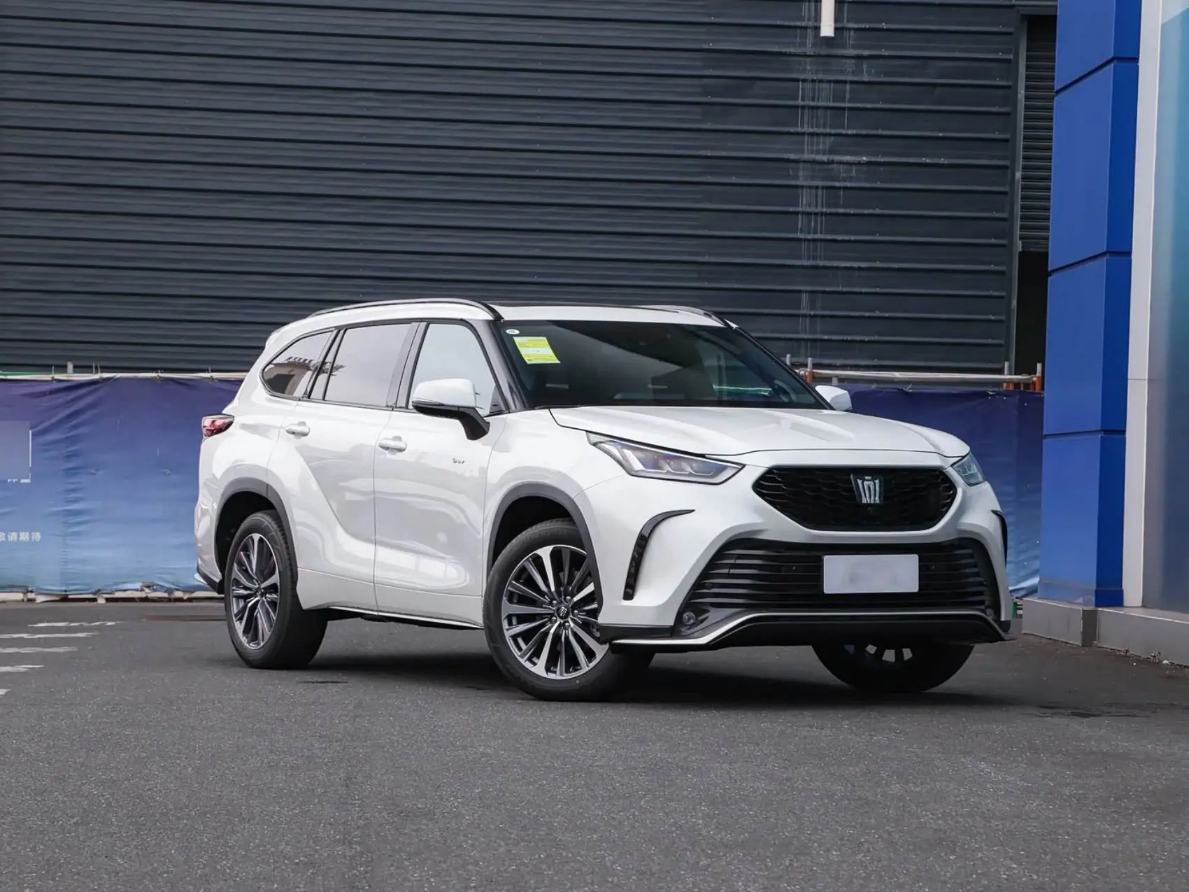 2024 Toyota Crown Kluger 2.0T 2.5L HEV AWD Gasoline Hybrid New Energy Cars Used Vehicles