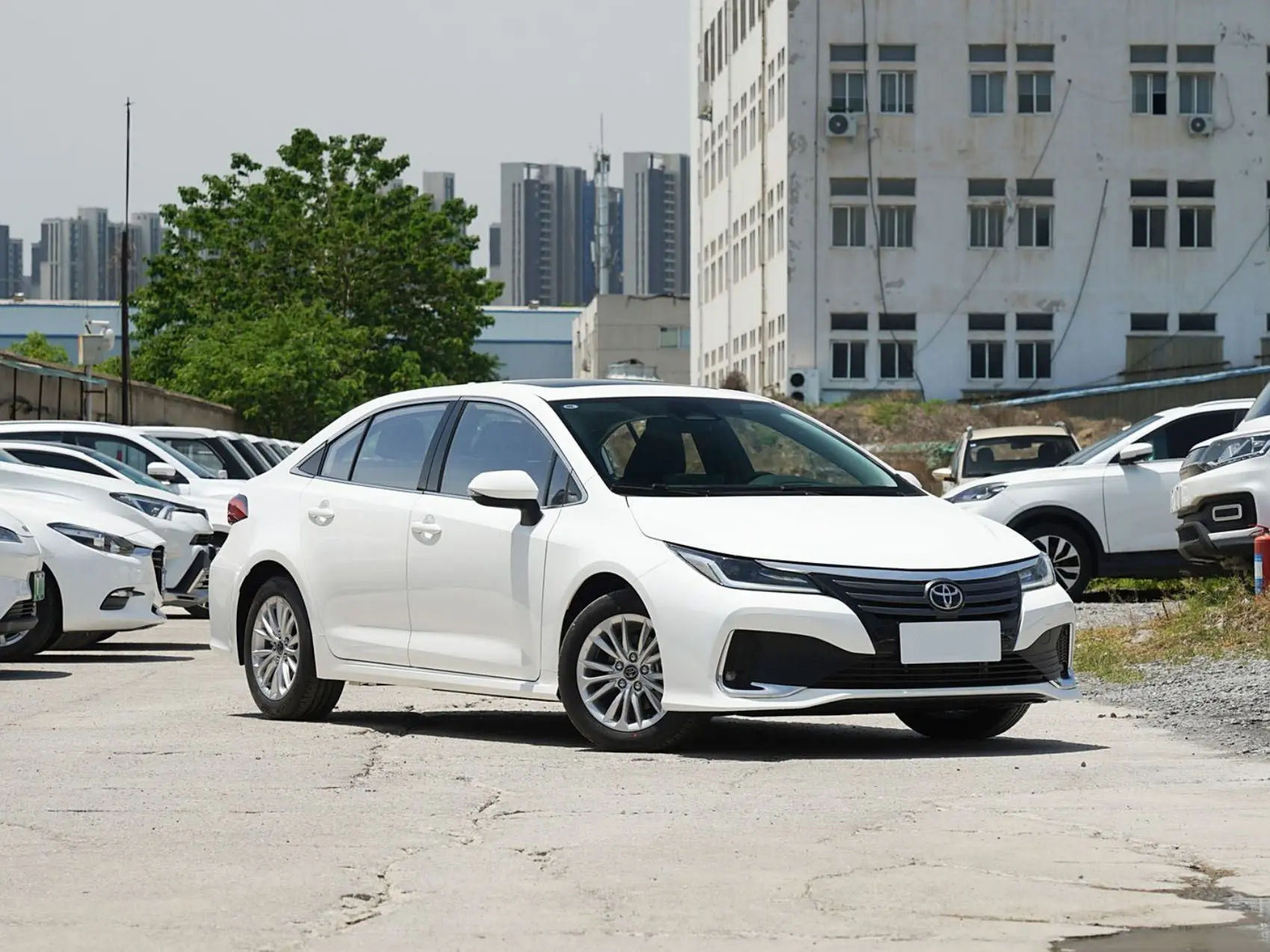 2023 Toyota Asia Lion 2.0L New Car ALLION Used Vehicle Gasoline New Energy Automobile