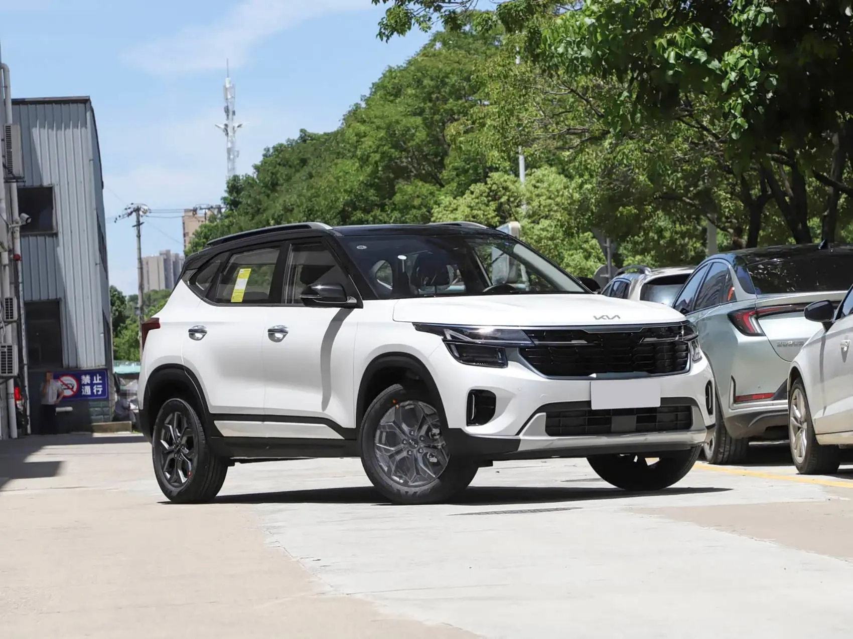 2023 2026 Kia Seltos 1.4T 1.5L 115hp L4 CVT New&used Car 5-door 5-seat Compact SUV