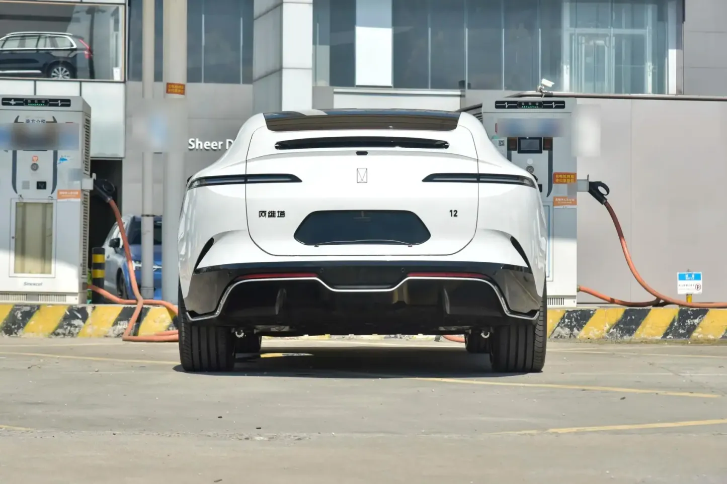 2025 Avatr 12 Restyled Max Pure Electric Brand New Cars Extended Range Vehicle