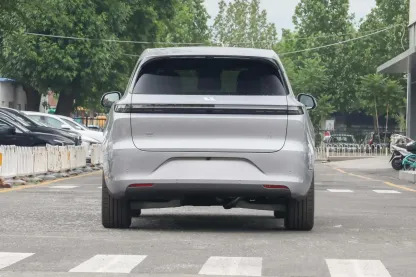 2025 Li Auto L6 New Cars Extended Range Hybrid Vehicle Midsize SUV Cheap Price Li Xiang L6 Autos