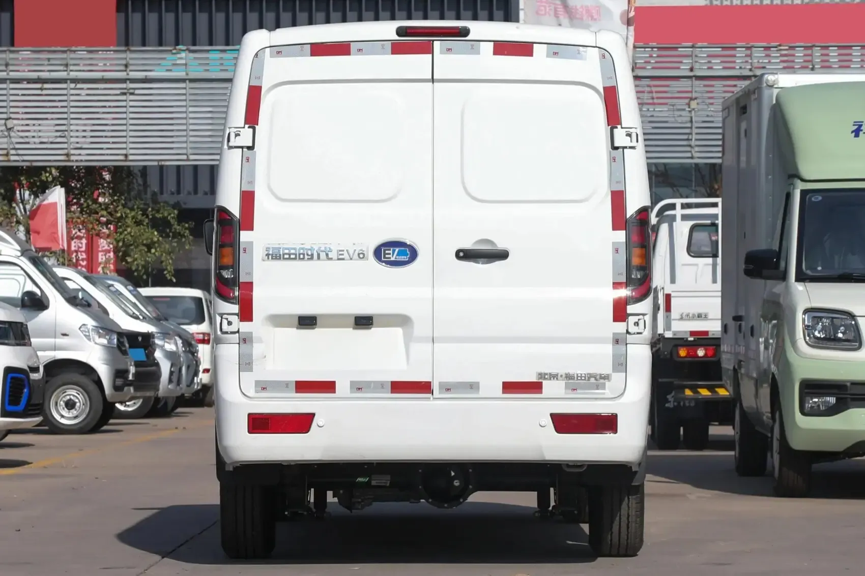 2023 Foton Times EV6 Fast & Slow Charging Version Used Mini Truck Pure Electric Passenger Autos