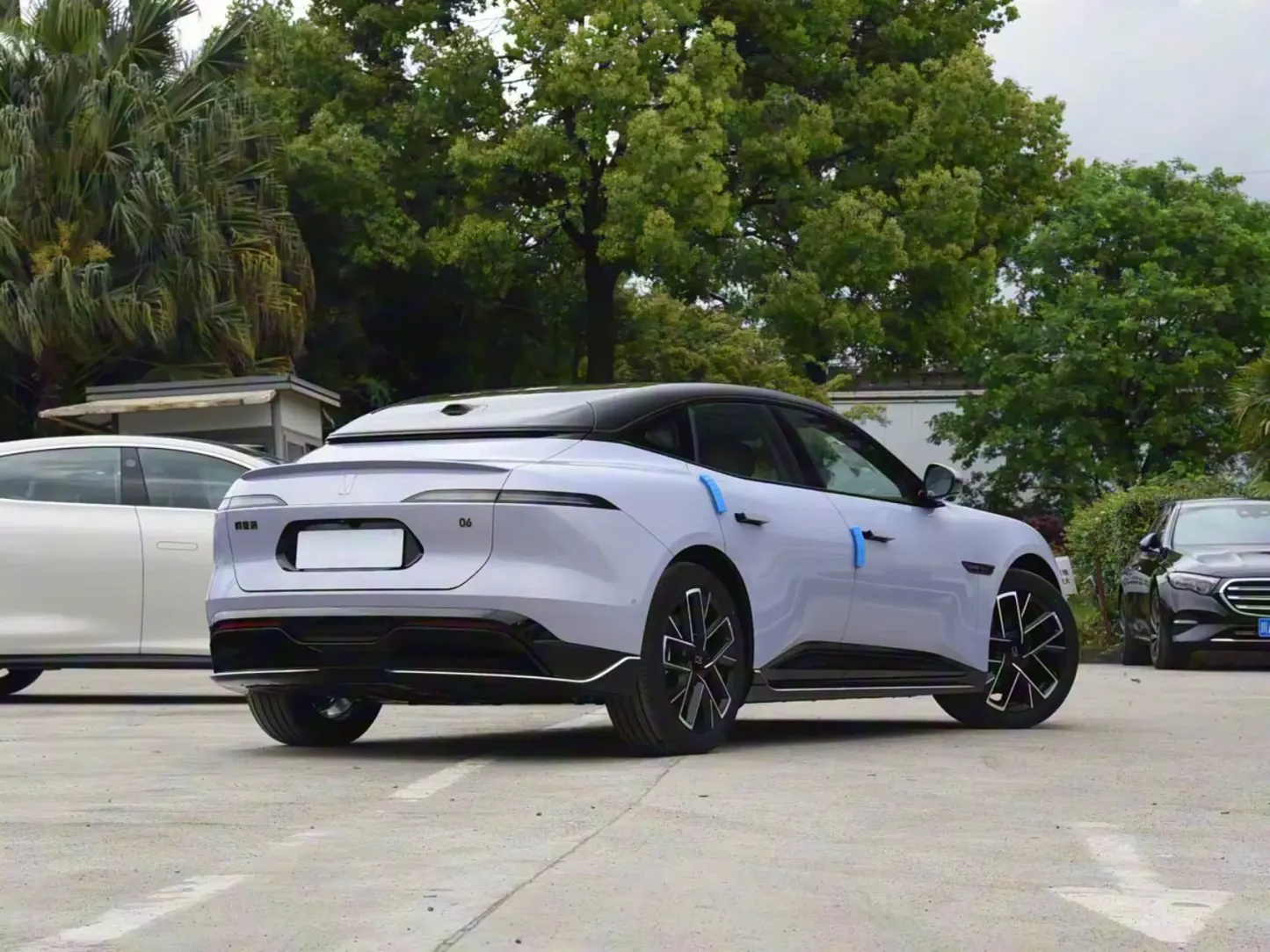 2025 Avatr 06 Pure Electric/Range Extension New Cars 5 Seats New Energy EV Car for Sales