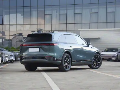 2025 625 680 725 km Long Range Xpeng G9 New Cars 2024 570 km Used Car Pure Electric SUV