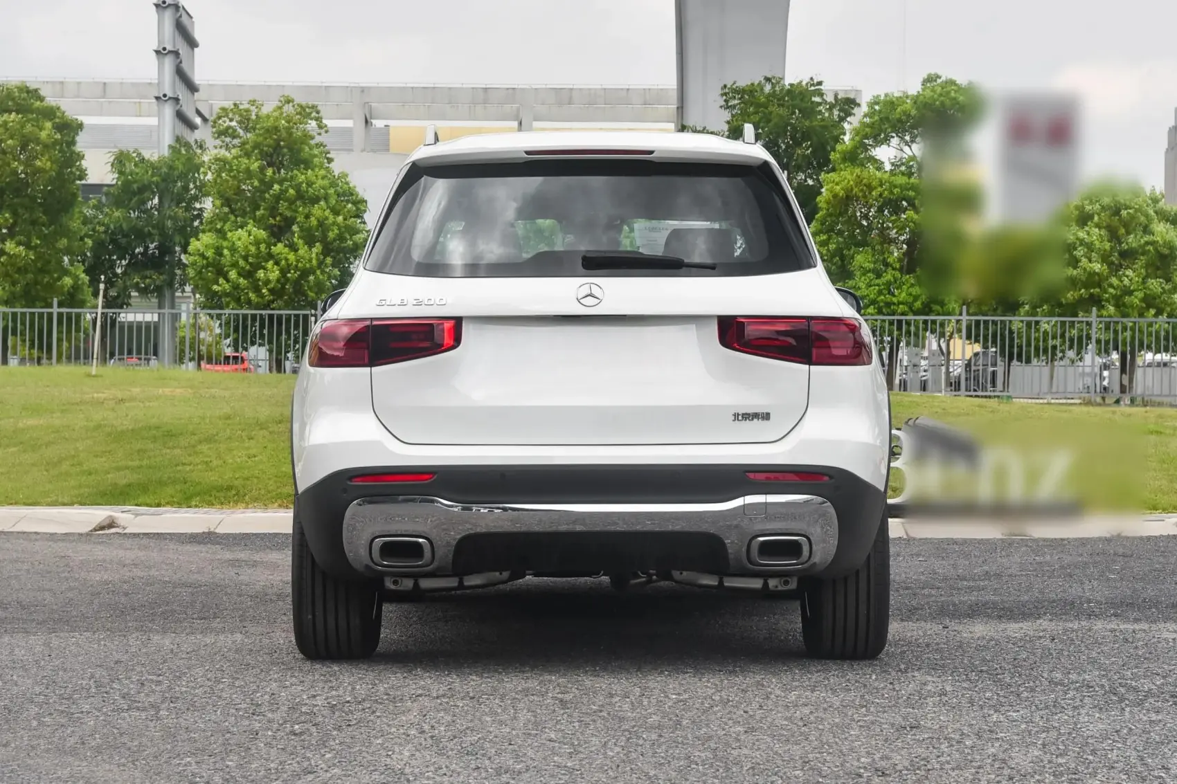 2025 2026 Mercedes-Benz GLB 200 220 New and Used Cars High-Performance SUV Automatic FWD/4WD Rear Camera Left Steering