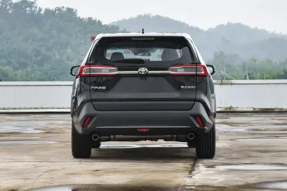 2023 2024 Toyota Wildlander 2.0L 2.5L New Cars 23 Used Vehicle Gasoline and Hybrid Car in Stock