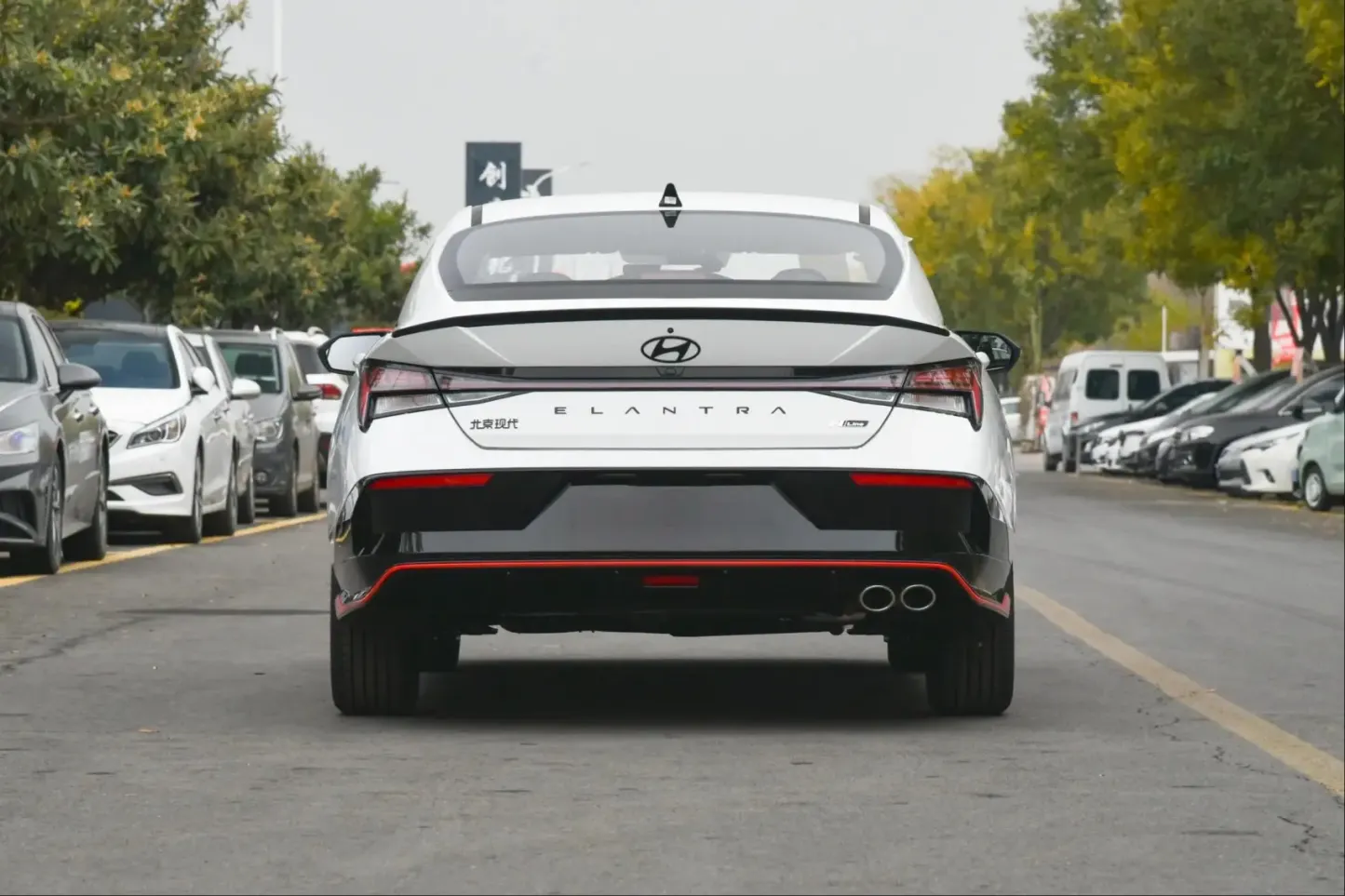 2023 Elantra 1.4L 1.5L New and Pre-owned Vehicle Compact Cars Cheap Petrol Second-Hand Cars