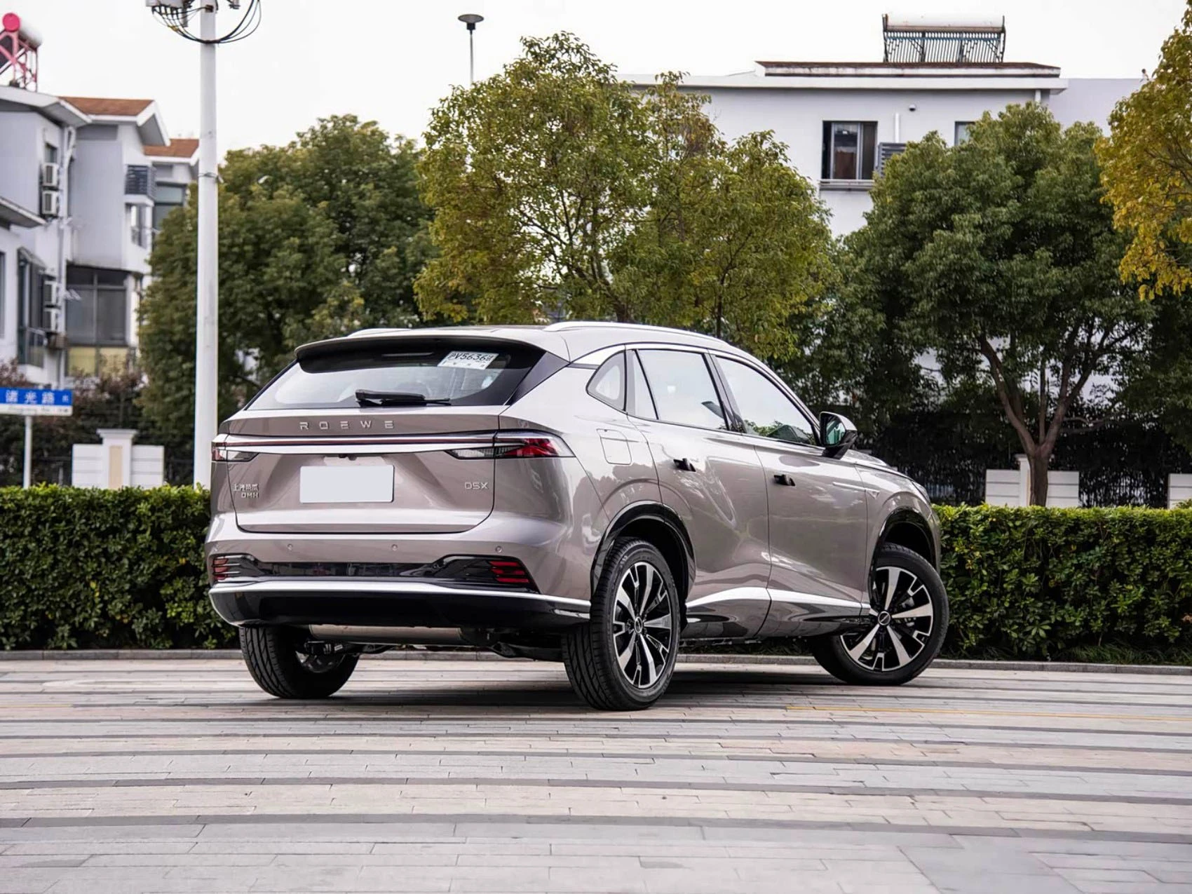 2024 Roewe D5X DMH New and Used Cars New Energy Vehicle Electric Sedan 135KM