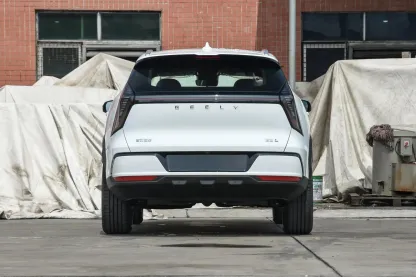 2025 Geely Boyue L New and Used Cars 1.5T 2.0T Fuel SUV 5 Seat Made in China