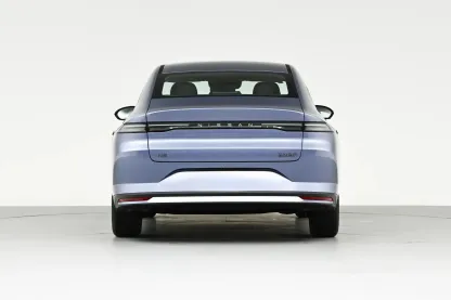 2026 Dongfeng Nissan N6 New Cars Mid-Size Plug-In Hybrid Electric Vehicle New Energy