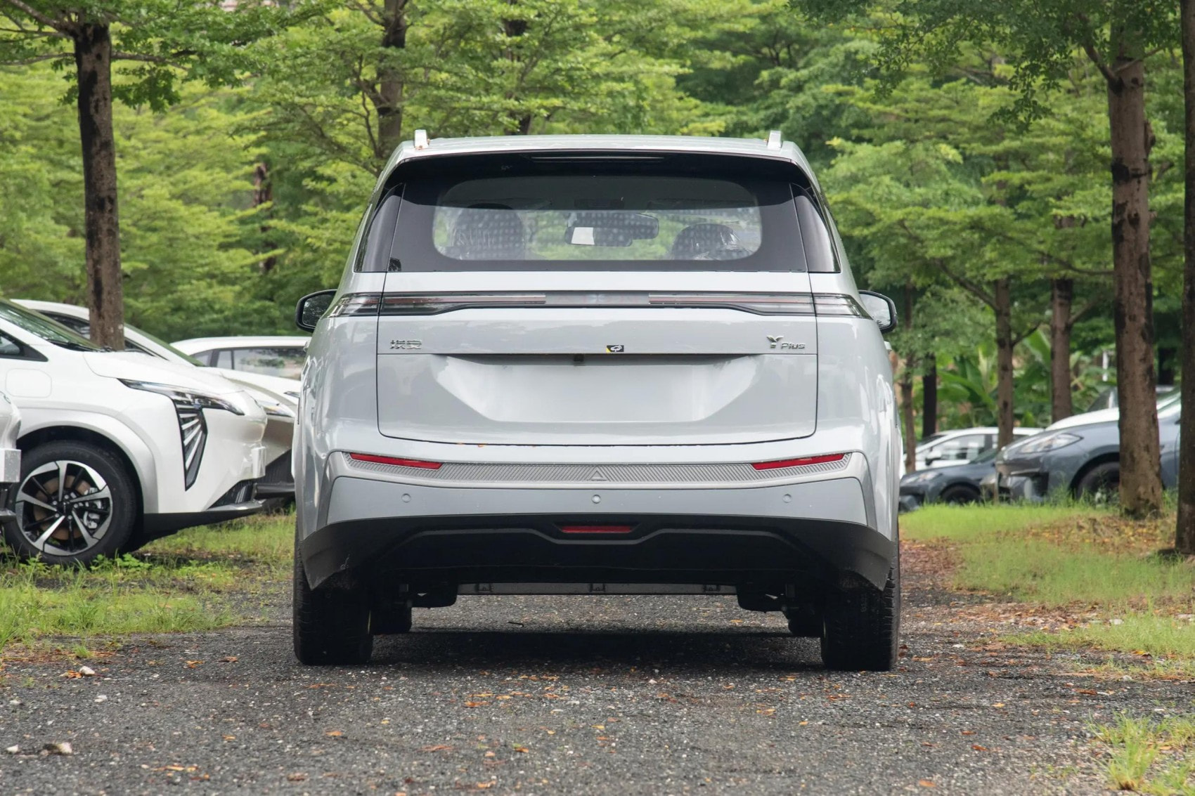 2024 2025 AION Y New and Used Cars Pure Electric 430-610km New Energy Vehicles