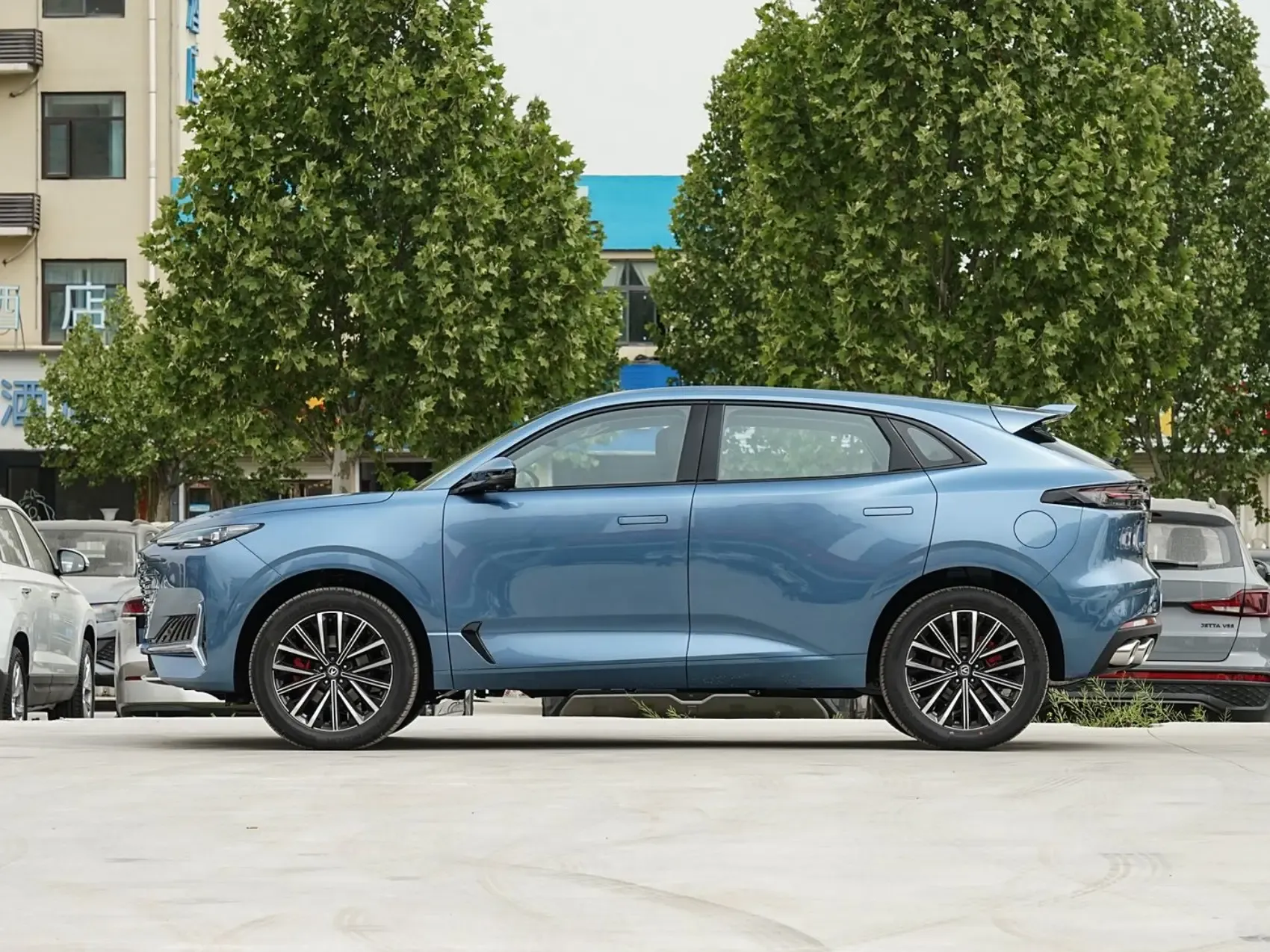 UAE Hot Sale New Cars China Changan UNI-K 2.0T GDl 4WD High Speed SUV Gasoline Car Changan Uni k 2023