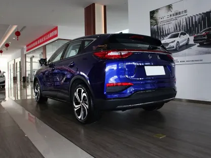 2019 Hongqi E-HS3 Pure Electric Car New Used SUV Car 360-degree Panoramic View Automobile