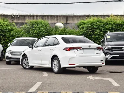 2022 Toyota TNGA 1.5L CVT 2023 Toyota Corolla 1.2T 1.5L 1.8L Used Car Petrol Autos Gasoline-electric Hybrid