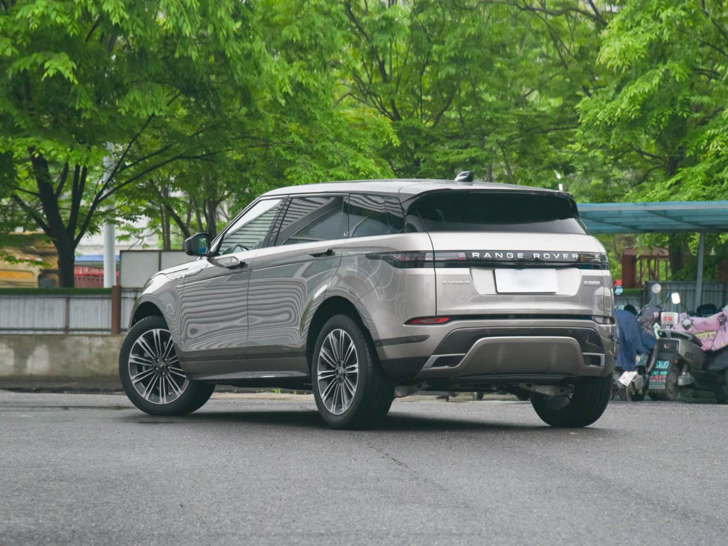 2023 2024 Range Rover Evoque L Midsize SUV New Car Used Gasoline 48V Mild-hybrid System Vehicle