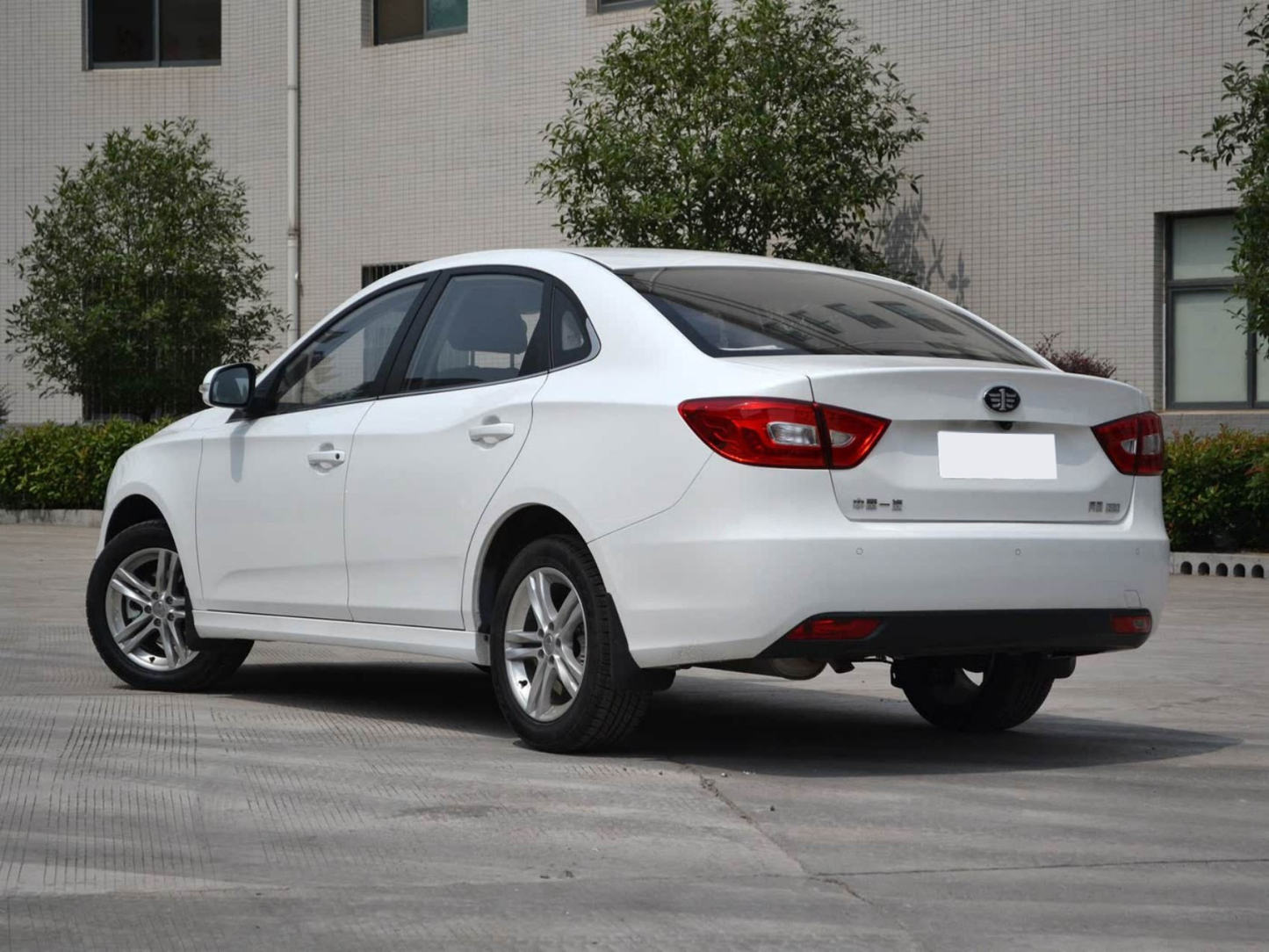 2016 2017 2019 Cheap Used Car Bestune B30 1.6L 109hp L4 Gasoline Vehicle Electric Sunroof