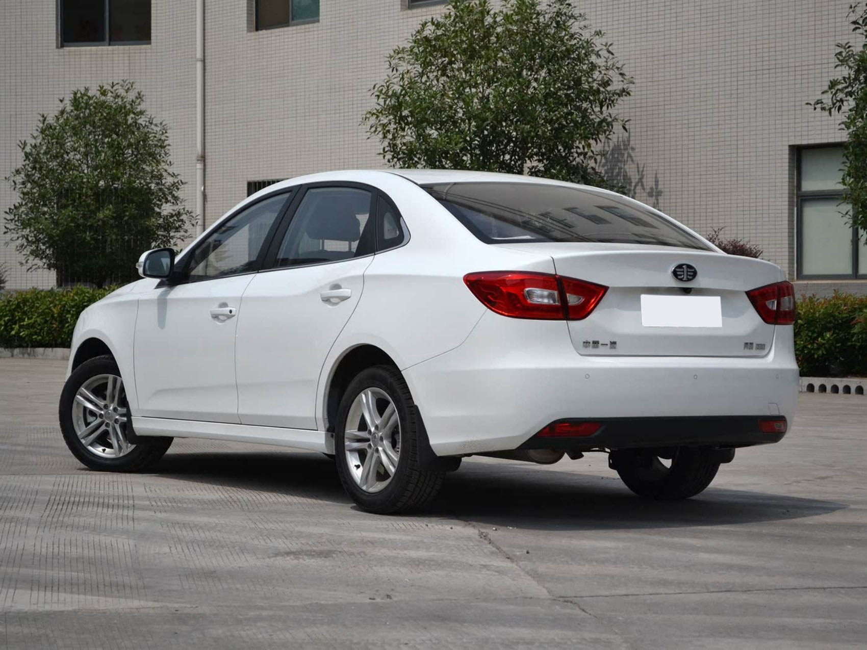 2016 2017 2019 Cheap Used Car Bestune B30 1.6L 109hp L4 Gasoline Vehicle Electric Sunroof