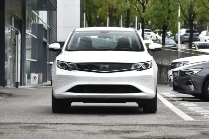 2019 2021 2022 Emgrand EV Used Cars Second Hand Electric Vehicles Affordable Preowned Autos