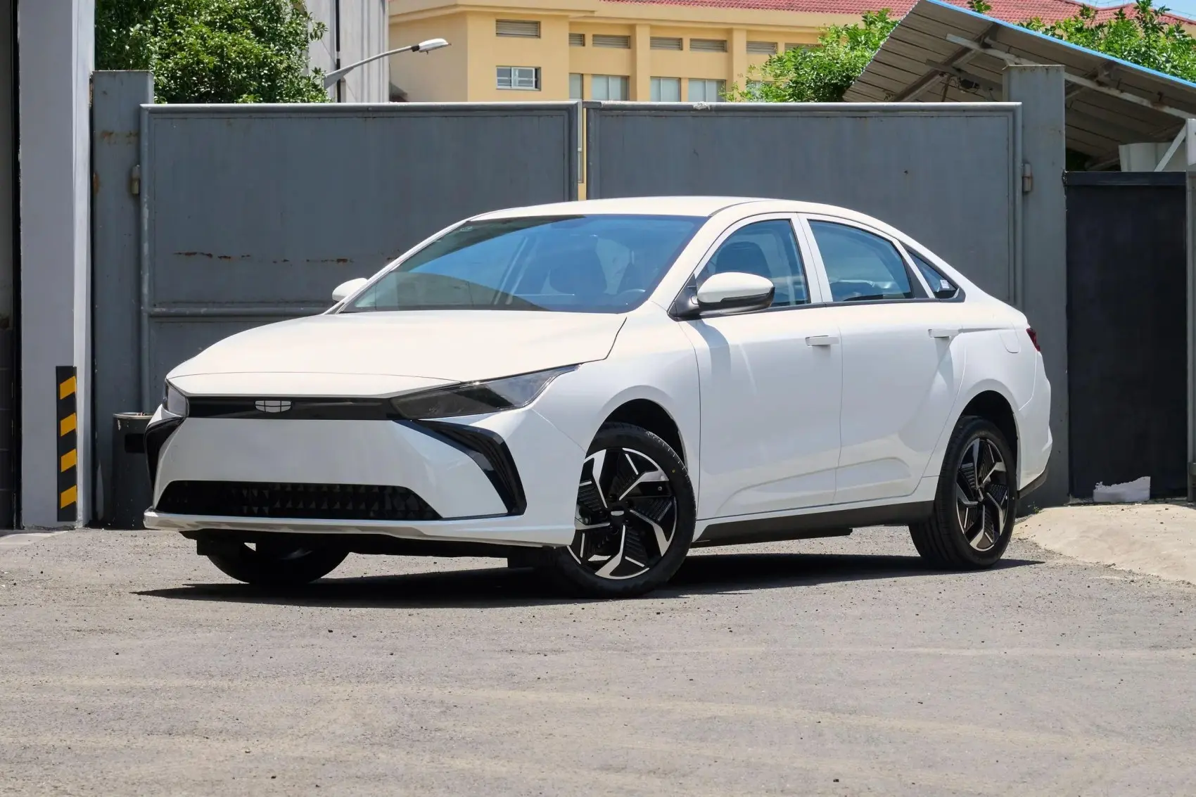 2024 Geely Geometry G6 410 500 KM New and Used Cars Best Cheap Second Hand Luxury Cars