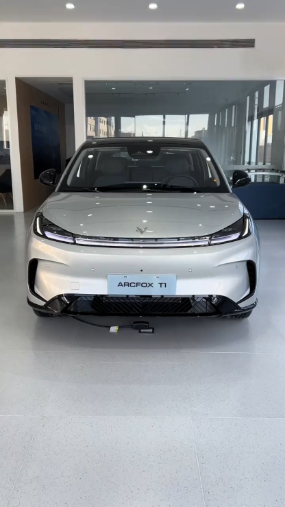 2025 ARCFOX T1 320 425 km Pure Electric Car New Energy Vehicles