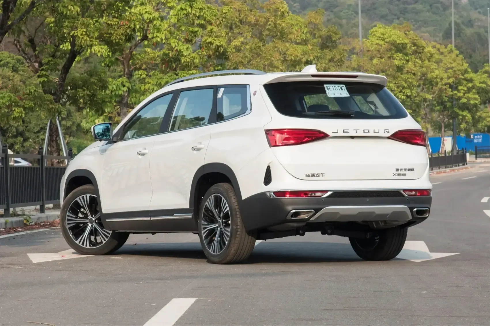 2025 Jetour X95 New Car 2023 Second Vehicle 1.6T DCT Flagship Edition Preowned Autos