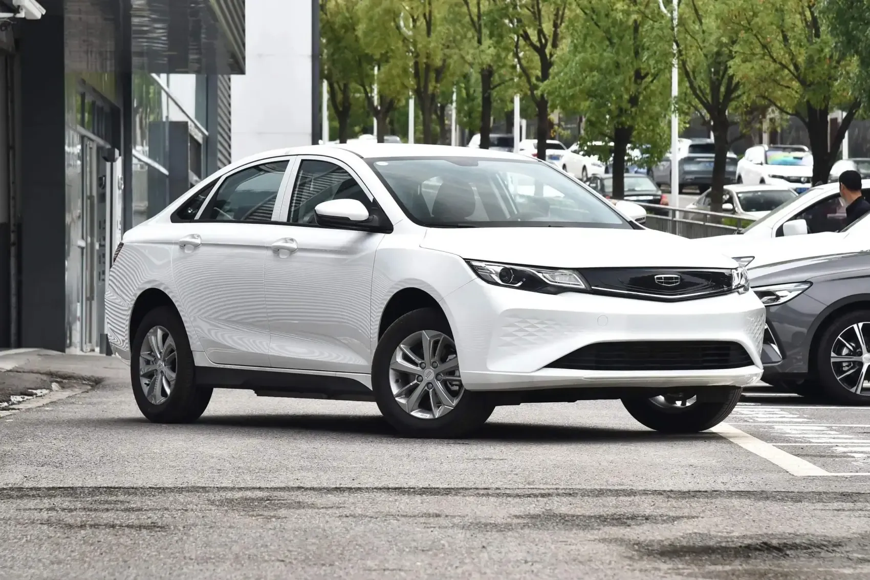 2019 2021 2022 Emgrand EV Used Cars Second Hand Electric Vehicles Affordable Preowned Autos