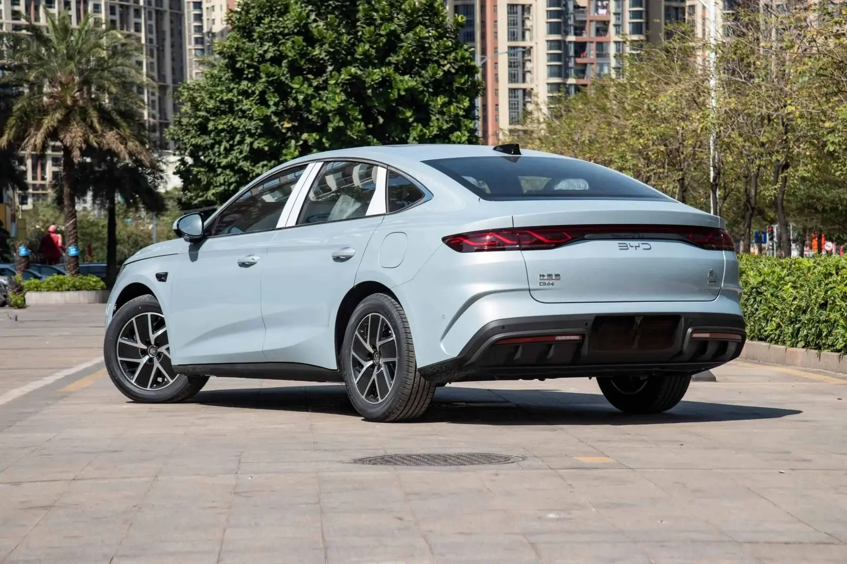 2025 Qin L 80km 120km 470km 545km EV Cars New and Used Car Chinese Electric Vehicle