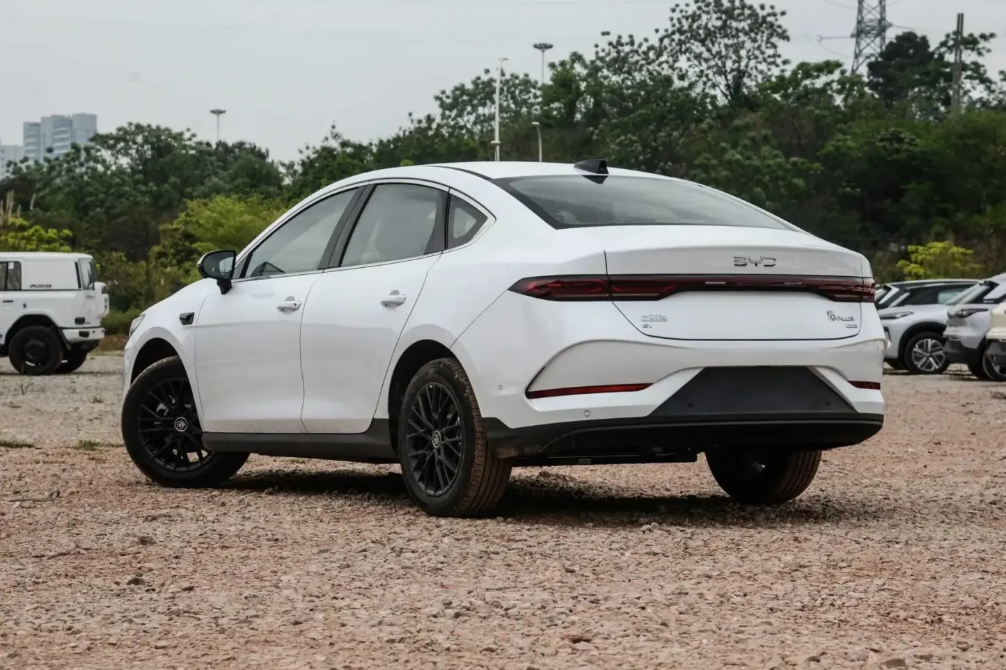 2023 2025 Qin PLUS EV New and Used Vehicles Byd Pure Electric Cars 420km 510km Compact Autos