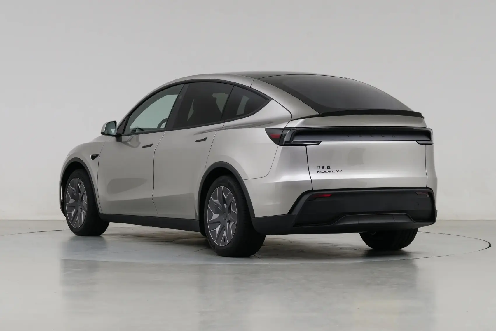 2025 Tesla Model Y Pure Electric New and Used Cars for Sale City Car EV New Energy Vehicles