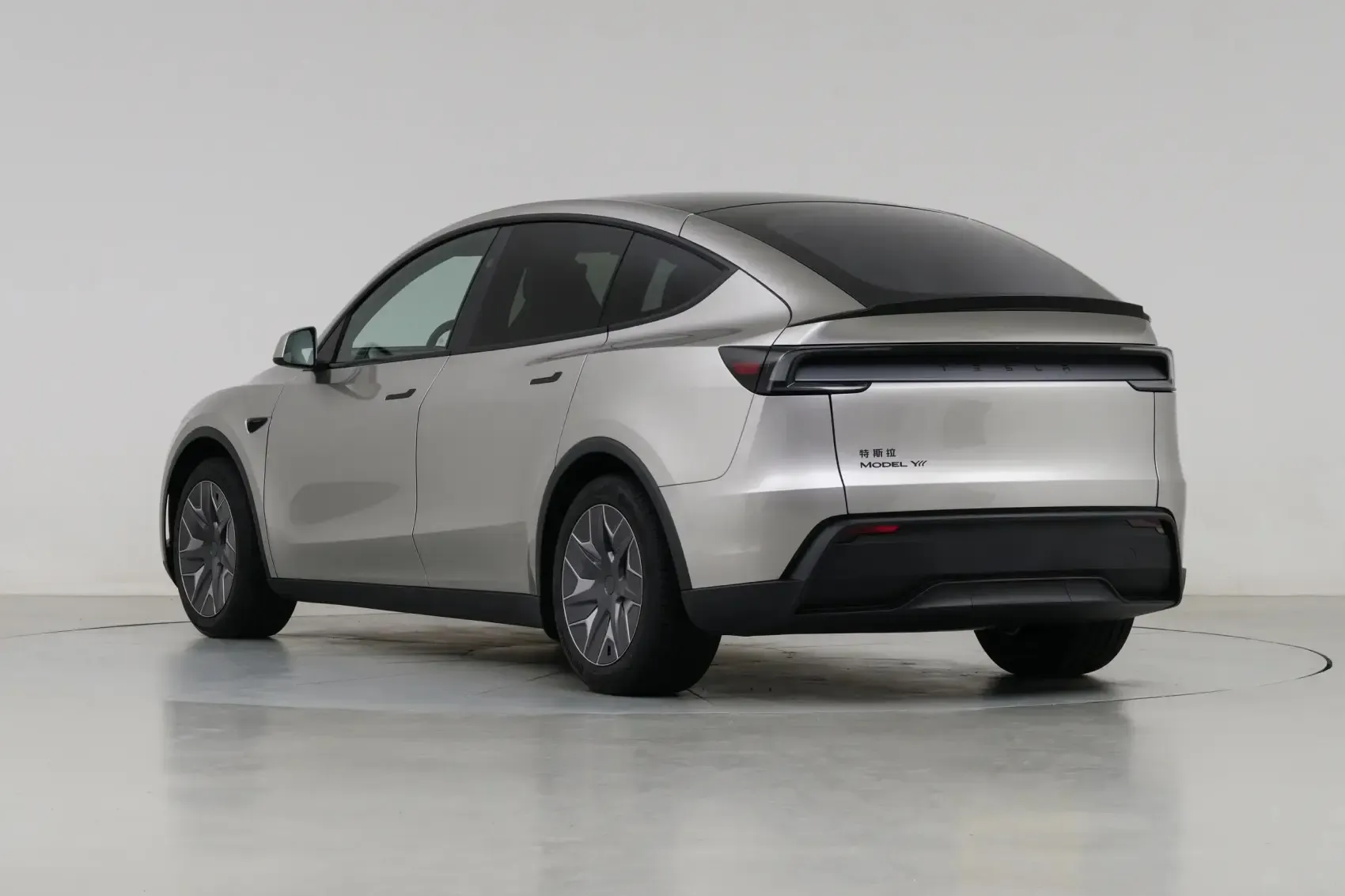 2025 Tesla Model Y Pure Electric New and Used Cars for Sale City Car EV New Energy Vehicles