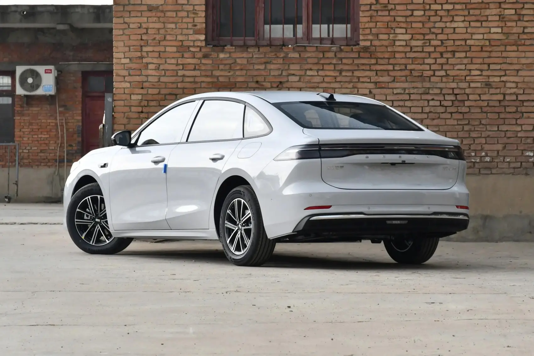 2025 Geely Galaxy A7 EM-i 70km 150km New Cars New Energy Vehicles Plug-in Hybrid Affordable Smart Autos