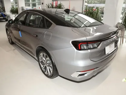 2025 Ford Mondeo New Cars 2WD 1.5T 2.0T 190hp 254hp High Performance Best Quality Mid-size Vehicle