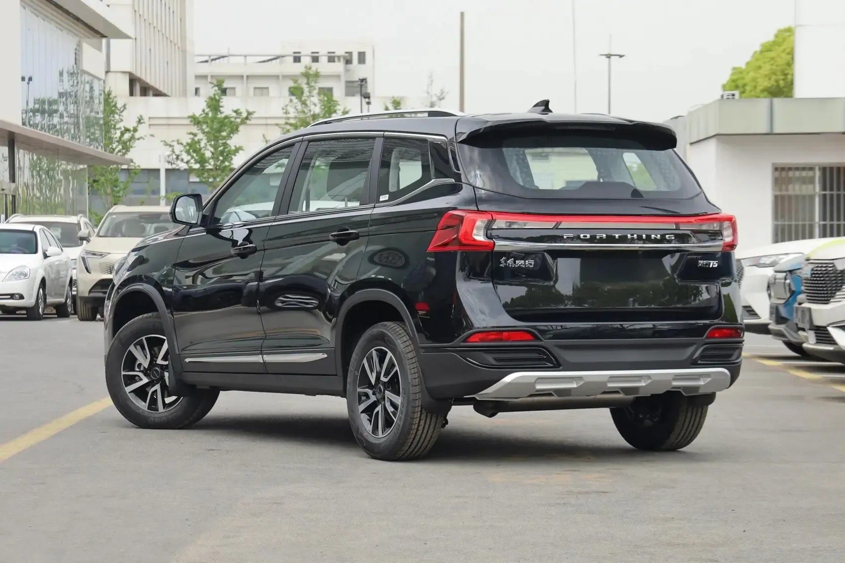 2023 2024 Dongfeng Fengxing T5 New and Used Cars Cheap Petrol Car Compact SUV in Stock