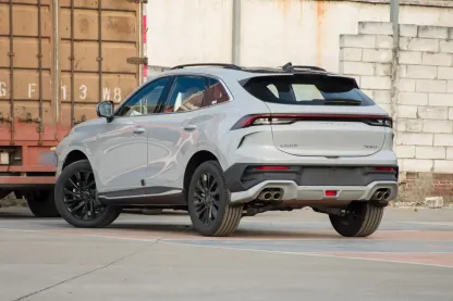 2023 2024 Fengxing T5 EVO 1.5TD DCT New and Used Cars Compact SUV Left Hand Drive Automobile