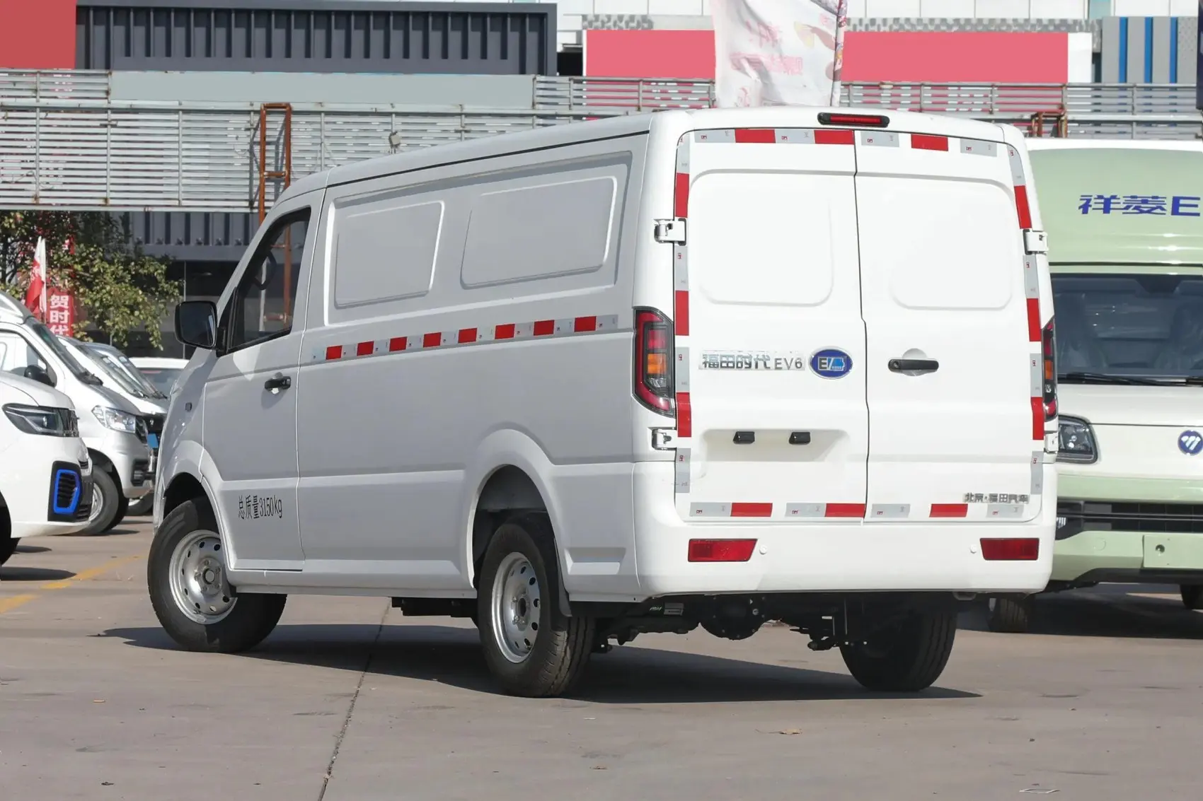 2023 Foton Times EV6 Fast & Slow Charging Version Used Mini Truck Pure Electric Passenger Autos