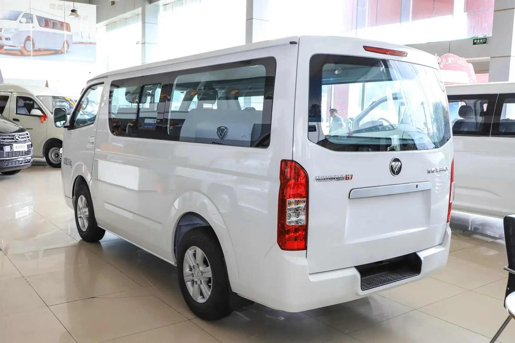 2024 Fengjing G7 View G7 Mini Trucks Commercial Transport Gasoline CNG 2.4L Diesel 2.0T Automatic Manual Van