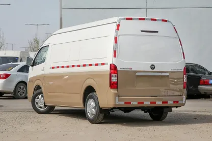 2023 2024 Foton View G9 New Car Commercial Transport Long Wheelbase High Roof 2/6 Seats Van Mini Trucks