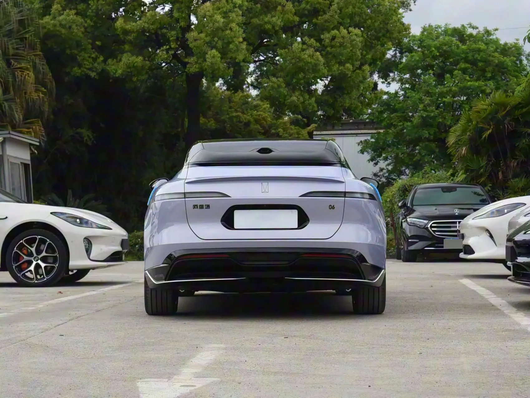 2025 Avatr 06 Pure Electric/Range Extension New Cars 5 Seats New Energy EV Car for Sales