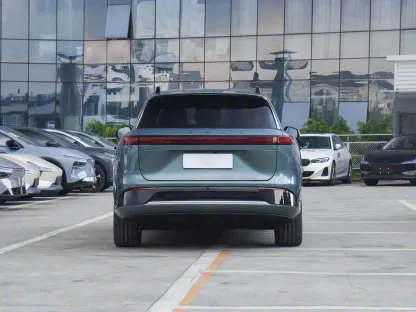 2025 625 680 725 km Long Range Xpeng G9 New Cars 2024 570 km Used Car Pure Electric SUV