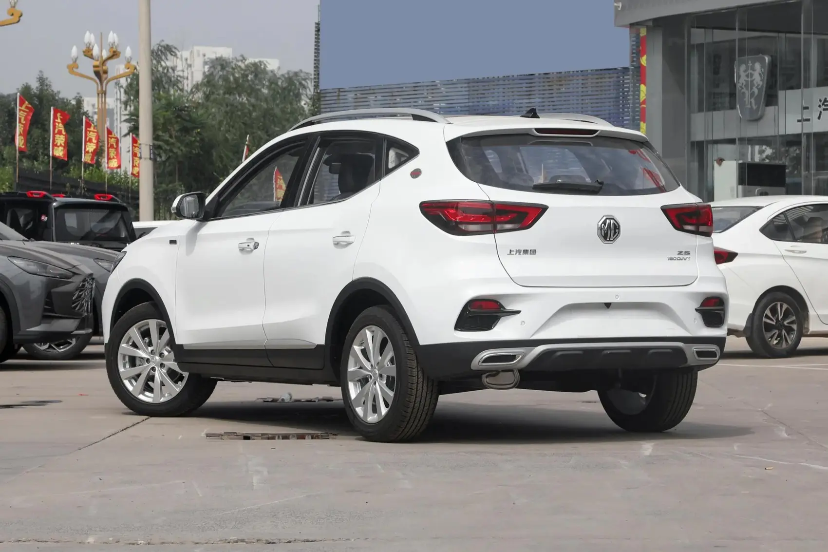 2020 2022 MG ZS 180DVVT Automatic Pre-owned Cars 5-Door 5-Seat Used Car FWD Gasoline Vehicle