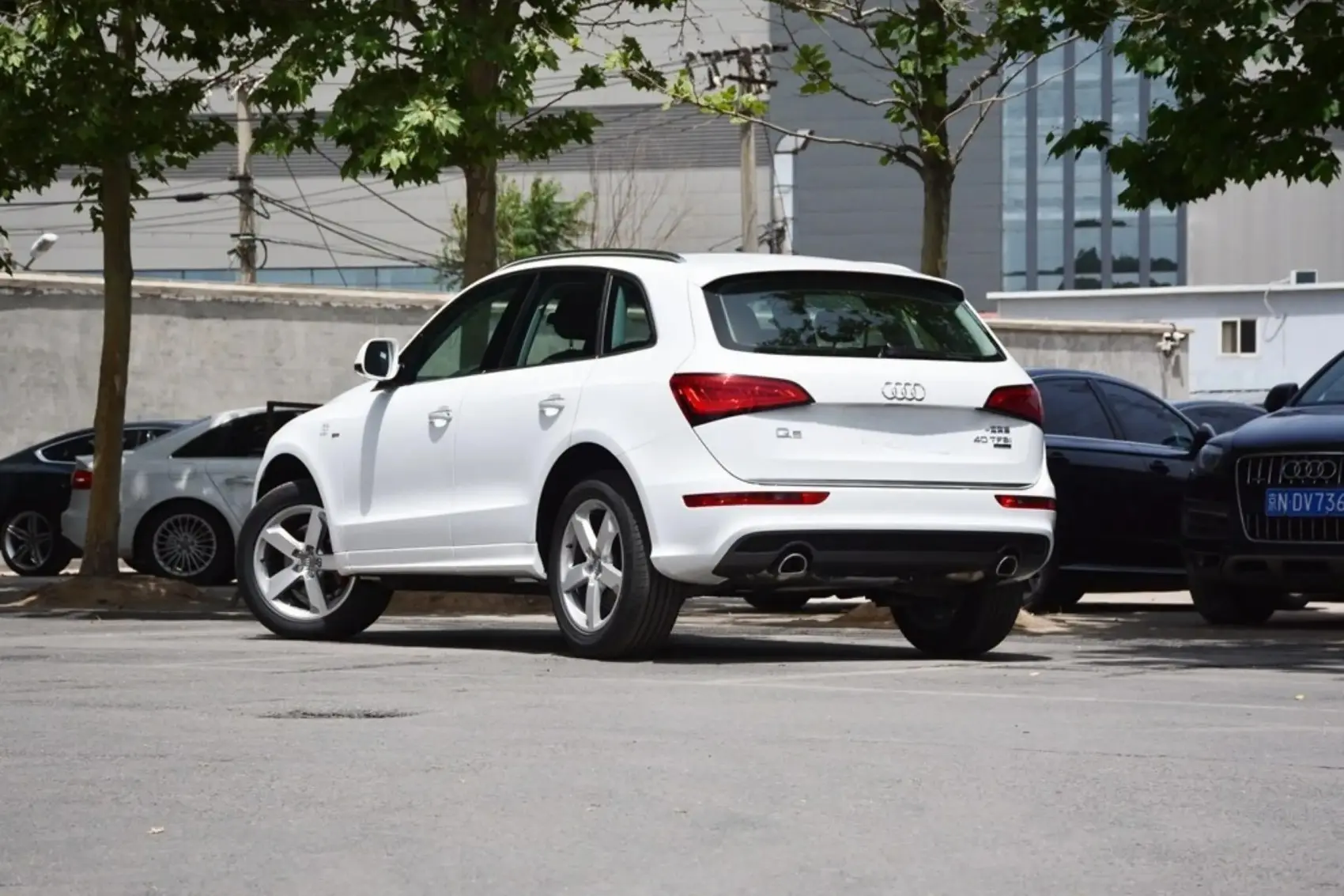 2016 2017 2018 Audi Q5 40 TFSI Pre-owned Vehicle Luxury Cars in China 2.0T SUV 5-Door 5-Seater