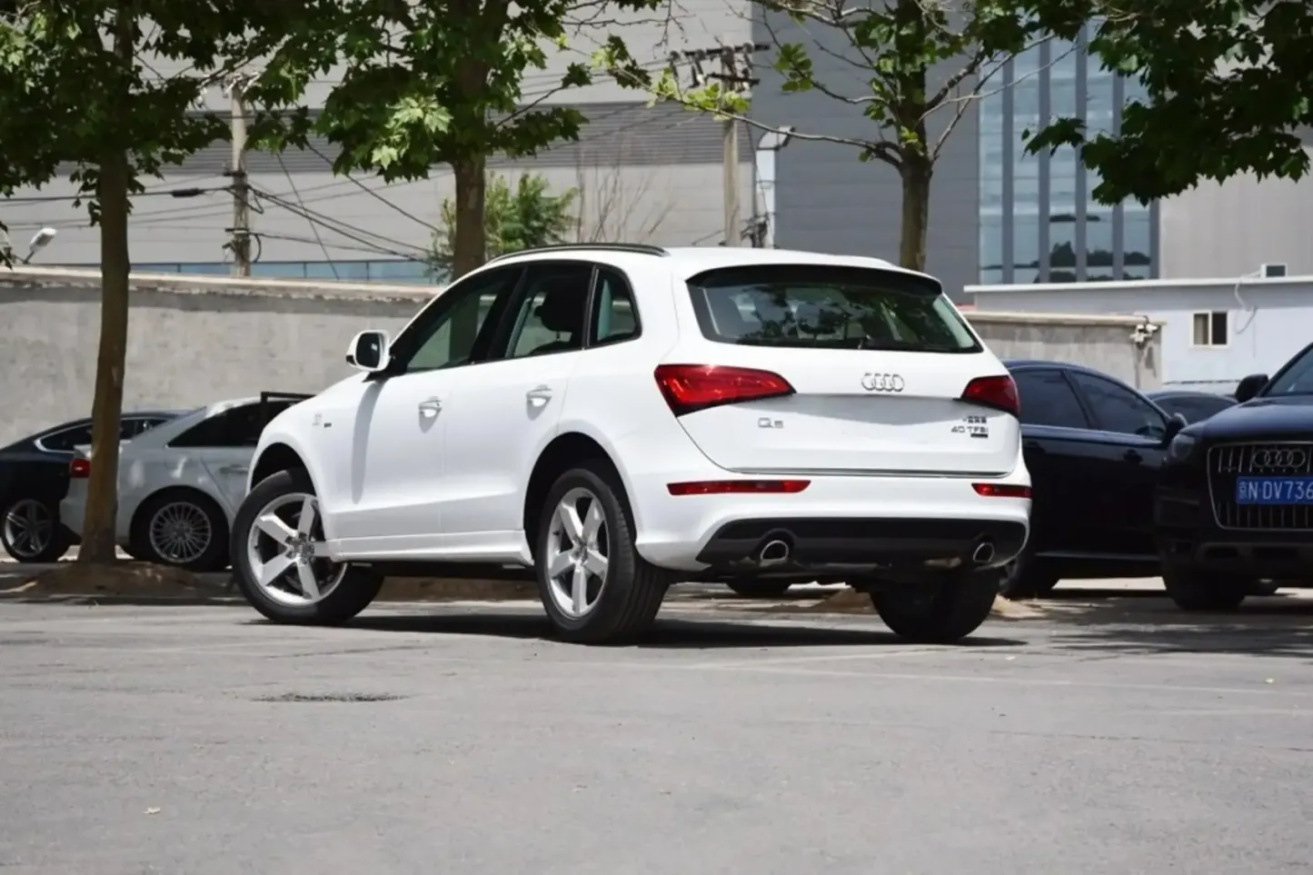 2016 2017 2018 Audi Q5 40 TFSI Pre-owned Vehicle Luxury Cars in China 2.0T SUV 5-Door 5-Seater
