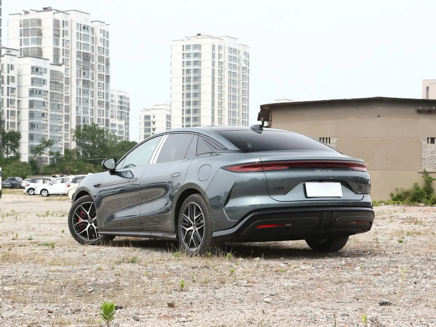 2025 BYD Han L DM-i 1.5T Range EV Vehicle New Energy Vehicle  High Performance Plug-in Hybrid Electric Vehicle